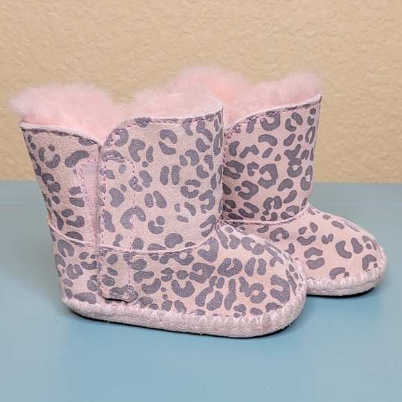 Ugg Infant Boots 1001781 Pink Animal Print - Picture 2 of 10